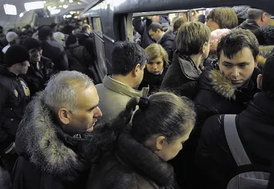 Час пик в московском метро - ТАСС