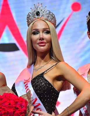 25-летняя «Мисс Москва — 2023» Ангелина Бреженская про соперничество на  конкурсе, пластику и жениха | STARHIT