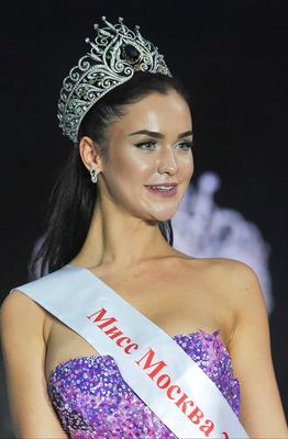 Корону «Мисс Москва-2014» получила балерина-акробатка - KP.RU