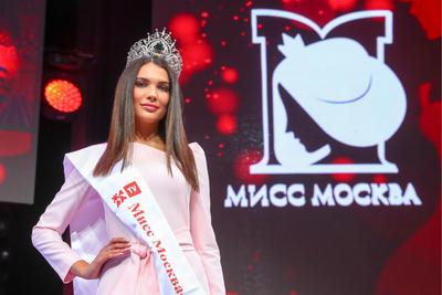 Мисс Москва» впервые в истории конкурса лишилась титула и короны - Газета.Ru