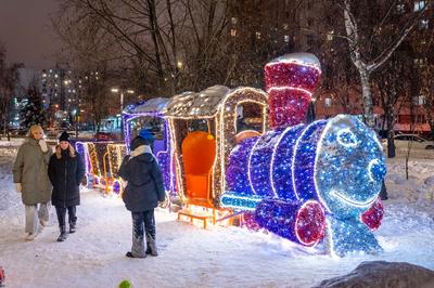 Автобусная экскурсия «Новогодние чудеса в Москве» для детей 6–12 лет –  «Незабываемая Москва»