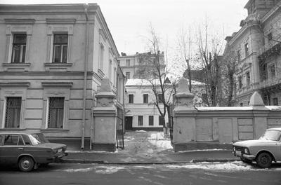 Фото \"Московские дома и улицы конца 80-х годов\", 1990 год, г. Москва -  История России в фотографиях