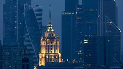 Экскурсии по Москва-Сити в 2024 году🧭 цены на туры по смотровым площадкам  небоскребов Москвы от 350 руб. на март—апрель 2024 года.