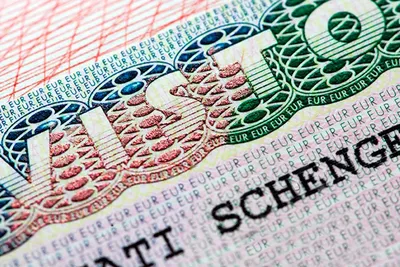 Фото на визу в Италию. Сделать в Москве фотографию по дешевой стоимости на  документы для визы в Италию в фотоателье МСК