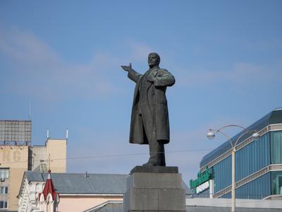 Памятник Любопытству (Екатеринбург): фото и отзывы — НГС.ТУРИЗМ