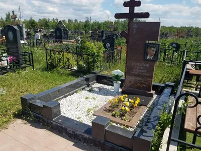 Заказать фото на могилу в Волгограде – цена фотокерамики на памятник в  компании ФотоКопиЦентр