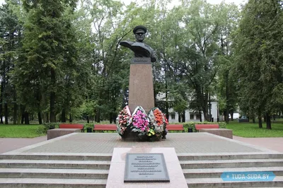 Памятник Жукову в Минске. Отзывы, режим работы, фото