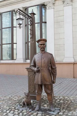 В Минске появился памятник городовому