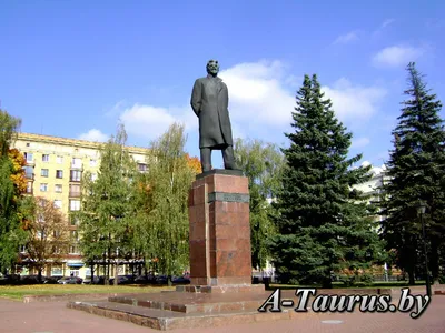 Памятник Калинину Михаилу Ивановичу в Минске – BelGid