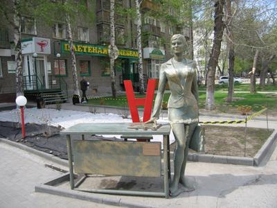 Памятник Борису Богаткову | Литературная карта города Новосибирска и  Новосибирской области