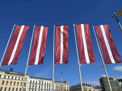 Латвия объявила о прекращении выдачи виз россиянам — РБК