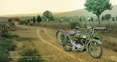 Мотоциклы второй мировой войны BMW R-71 vs M-72 - YouTube