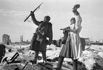 От обороны к разгрому врага: 200 дней и ночей Сталинградской битвы