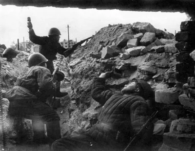 4 декабря 1942 года – «под Сталинградом мы попали в настоящий чертов  котел», - из писем немецких солдат домой