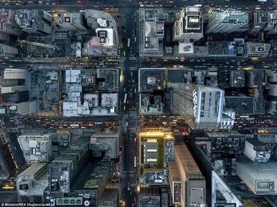 Самая высокая высота здания в Нью-Йорке, Центрально-парк-Тауэр, выглядит  высоко с улиц Нью-Йорка Редакционное Фотография - изображение насчитывающей  высокоросло, финансовохозяйственно: 161094997