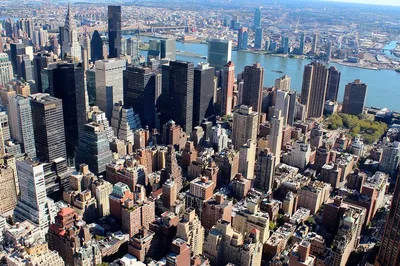 Взгляд с неба на город ангелов: потрясающие снимки Лос-Анджелеса и Нью-Йорка  с высоты птичьего полета (18 фото) » Картины, х… | City, New york city, 432  park avenue
