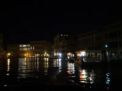 Ночь в Венеции: обои, фото, картинки на рабочий стол в высоком разрешении