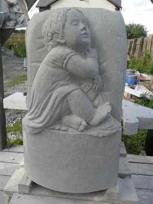 Памятник на могилу ребёнка на кладбище, купить надгробие по низкой цене