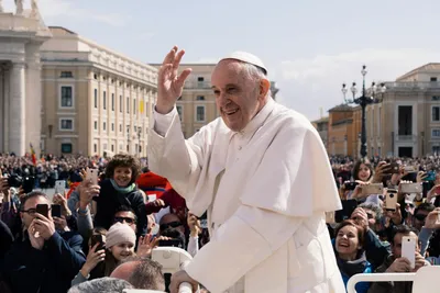 Папа Римский Франциск прилетел в Нур-Султан