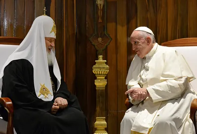 СМИ: Зеленский оскорбил Папу Римского неудачным подарком | Пикабу