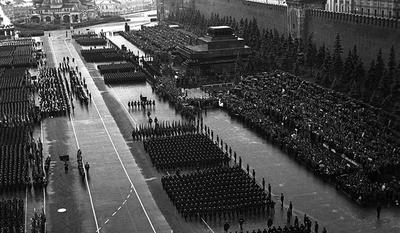 File:Парад Победы на Красной площади 24 июня 1945 г. (7).jpg - Wikimedia  Commons