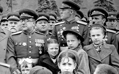 Прогулка по Москве 1945 года — Teletype