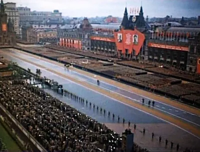 File:Парад Победы на Красной площади 24 июня 1945 г. (17).jpg - Wikipedia