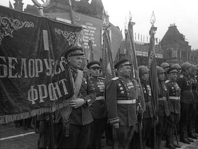 24 июня 1945 года. Парад Победы на Красной площади — Армянский музей Москвы  и культуры наций