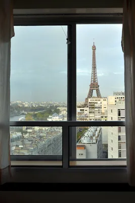 Фото Парижа из окна фотографии