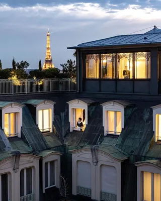 Париж, вид из открытого окна …» — создано в Шедевруме