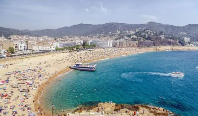Лучший дикий пляж Испании Бухта Морайра, Аликанте, Cala del Moraig