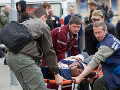 Цветы в память о погибших при взрыве в минском метро - РИА Новости,  12.04.2011