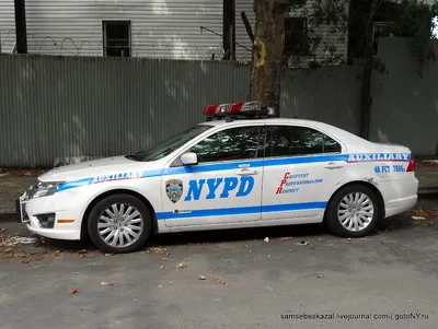 9 особенностей полицейских машин, которые появились благодаря американцам