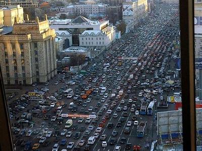 Пробки в Москве достигли максимальных 10 баллов — РБК