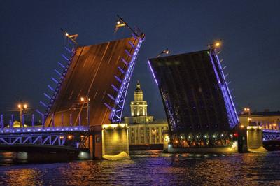 Наклейка на авто Разводные мосты, белые ночи в Санкт-Петербурге машину  виниловая - матовая, глянцевая, светоотражающая, магнитна