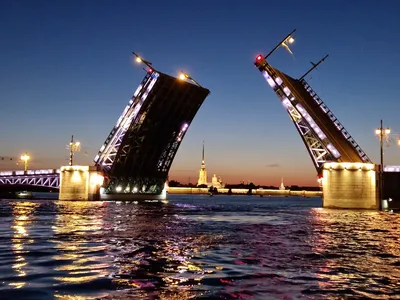 График развода мостов в Санкт-Петербурге