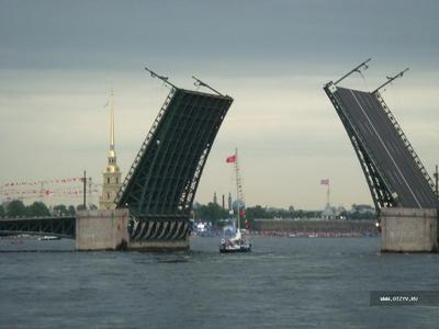 Экскурсии на развод мостов в Санкт-Петербурге с ночной прогулкой по Неве,  цены 2024