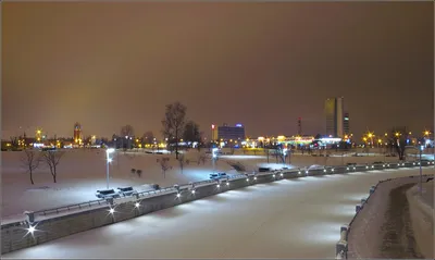 Лунный Вечер на хуторе / Последний писк зимы в Минске, а все следы на снегу  утонут