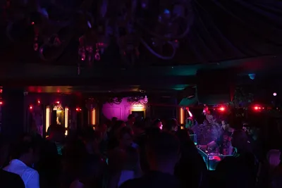 Ночные клубы с вечеринками для студентов в Москве: тусовки для студентов —  Кавёр