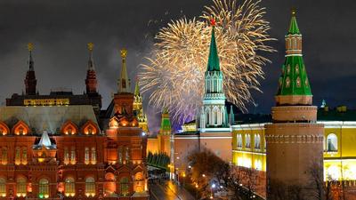 Салют 12 декабря в Москве с теплохода: речные прогулки с просмотром  фейерверка в День Конституции