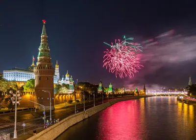 Новогодний салют 2020 в Москве