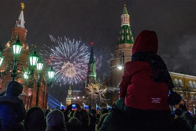 В Москве решили отказаться от салютов в новогоднюю ночь и на Рождество