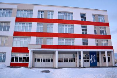 На Уралмаше в школе № 68 за две недели до начала учебного года рухнул  потолок - 21 августа 2023 - Е1.ру