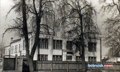 Старые фото Бобруйска: памятник перенесли, банк подрос и съехал