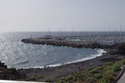 Красивый Пляж В Callao Salvaje На Тенерифе, Испания Фотография, картинки,  изображения и сток-фотография без роялти. Image 43955128