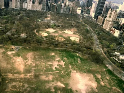 Центральный парк Нью-Йорка могут превратить в убежище для иммигрантов? |  Rubic.us