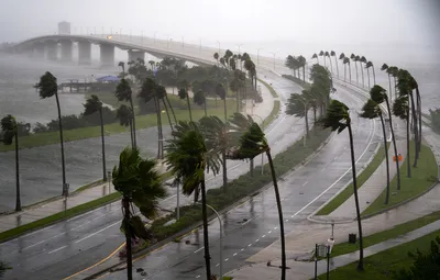 Ураган \"Нейт\" обрушился на Луизиану и Миссисипи в США - Delfi RU