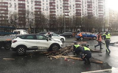 Ураган в Москве: 108 пострадавших остаются в больницах - 30.05.2017,  Sputnik Грузия