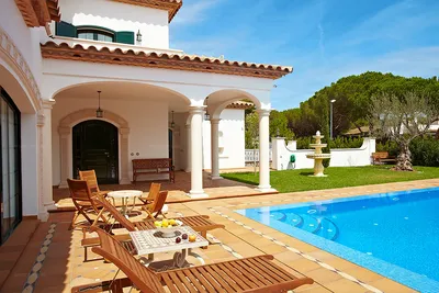 Купить виллу в Финестрате, Испания цена 2 300 000€ элитная недвижимость ID:  111360