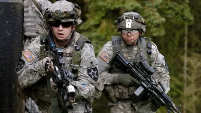 США назвали количество своих военных в Польше :: Новости :: ТВ Центр